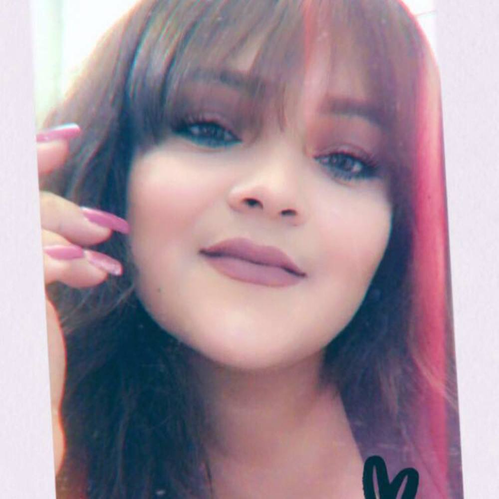 Meet your Posher, Nayeli